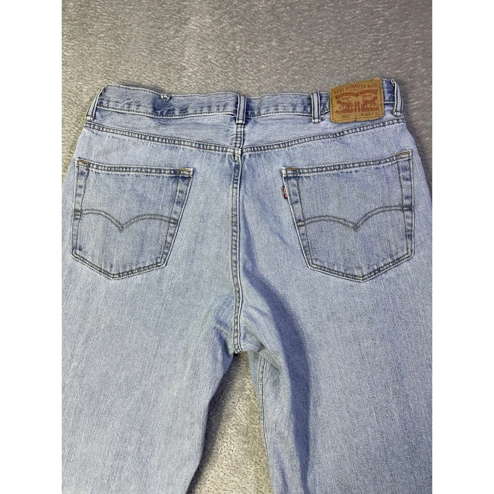 Levi's 550‎ Jeans Men's 37X31 (Tag 40X32) Relaxed Denim Classic Distressed Blue